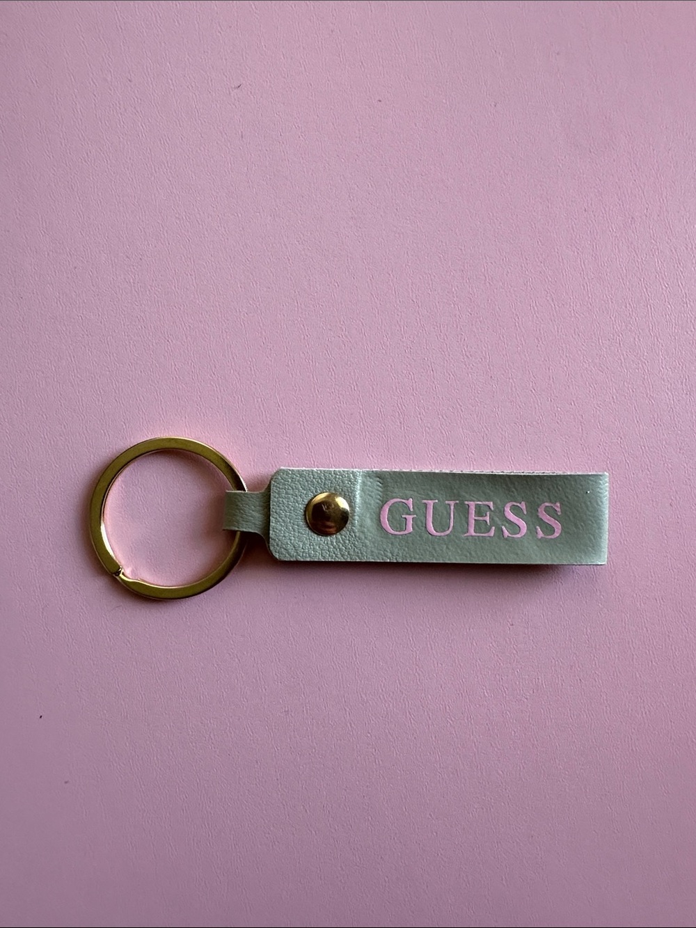 🆕 Leather Strap Keyring in Light Gray with Gold Ring